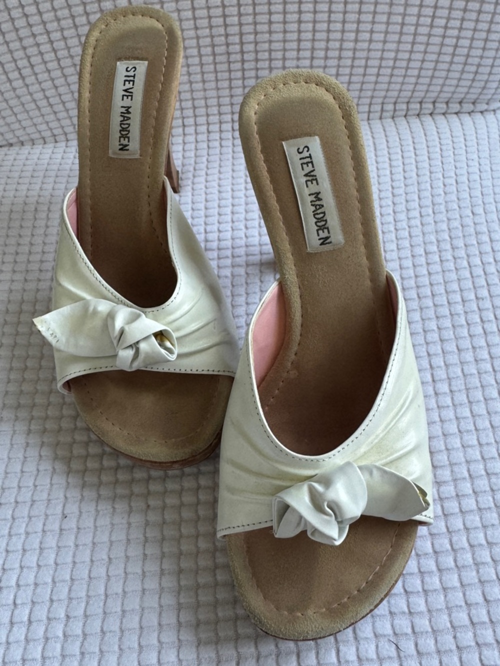 Steve Madden White Knot Slide Mules